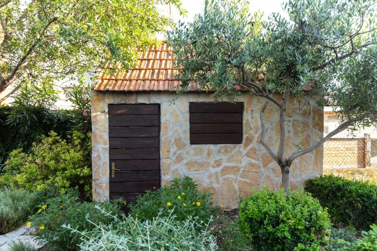 Apartman Topic Apartment Kaštela Exterior foto